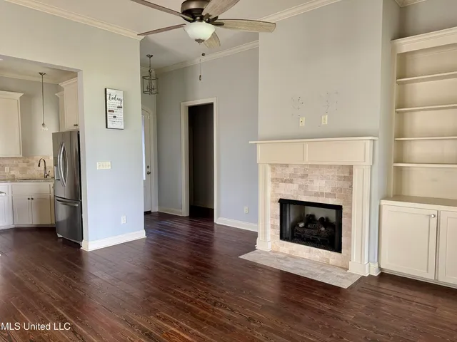 $310,000 | 106 Riverbend Avenue, Vidalia, LA 71373