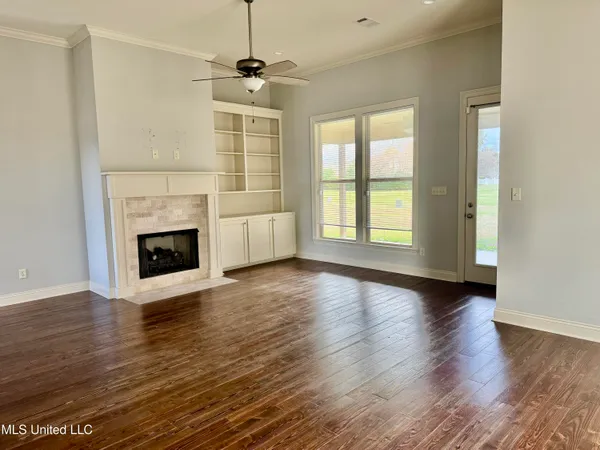 $300,000 | 106 Riverbend Avenue, Vidalia, LA 71373