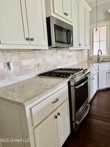 $310,000 | 106 Riverbend Avenue, Vidalia, LA 71373