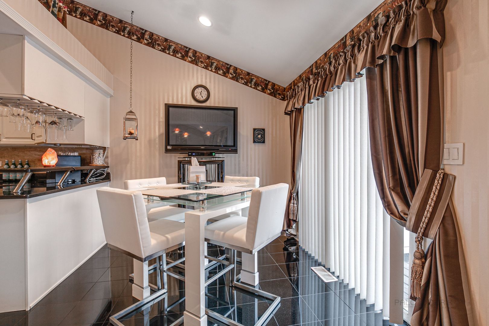 1811 Koehling Road Northbrook, IL 60062 - Photo 17 of 32