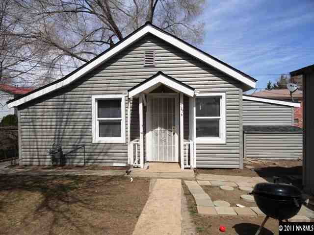 727 Roberts Street Reno, NV 89502 - Photo 3 of 11 a front view of a house