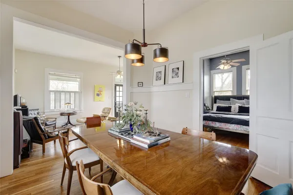 $2,750 | 221 North Johnson Avenue, San Marcos, TX 78666