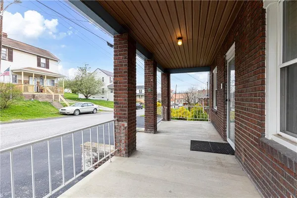 $154,900 | 109 Highland Avenue, Avella, PA 15312