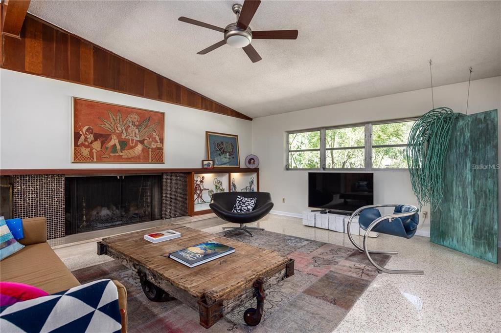 415 Northwest 32nd Street Gainesville, FL 32607 - Photo 14 of 81