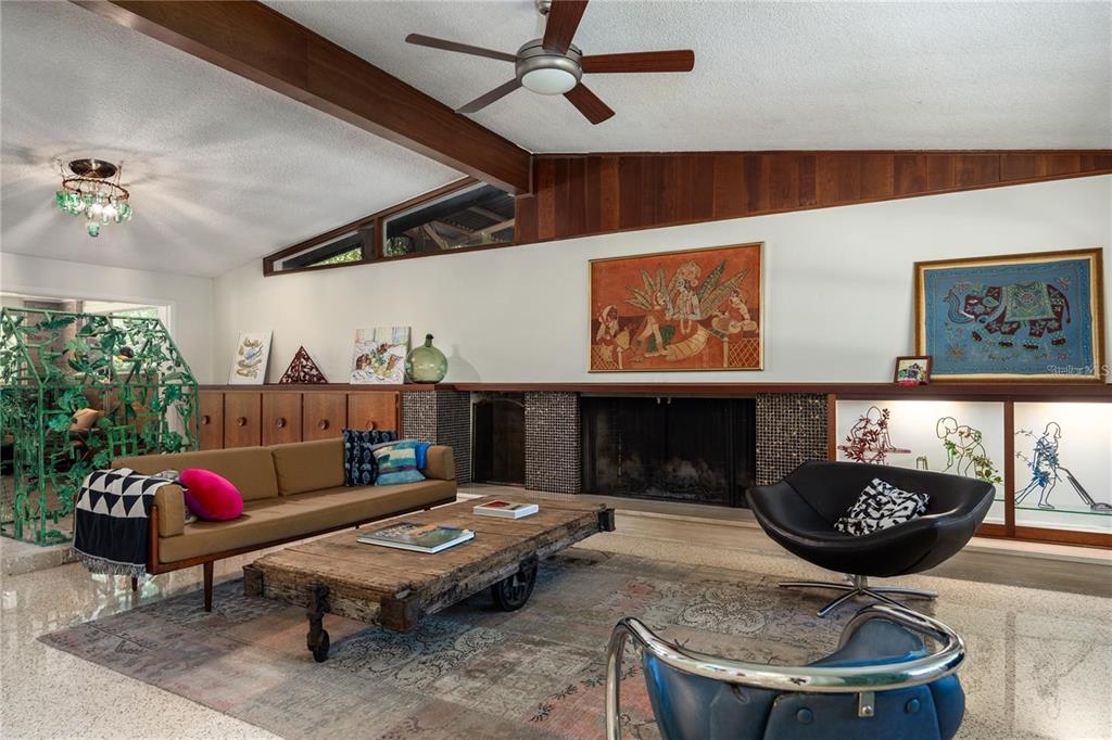 415 Northwest 32nd Street Gainesville, FL 32607 - Photo 3 of 81