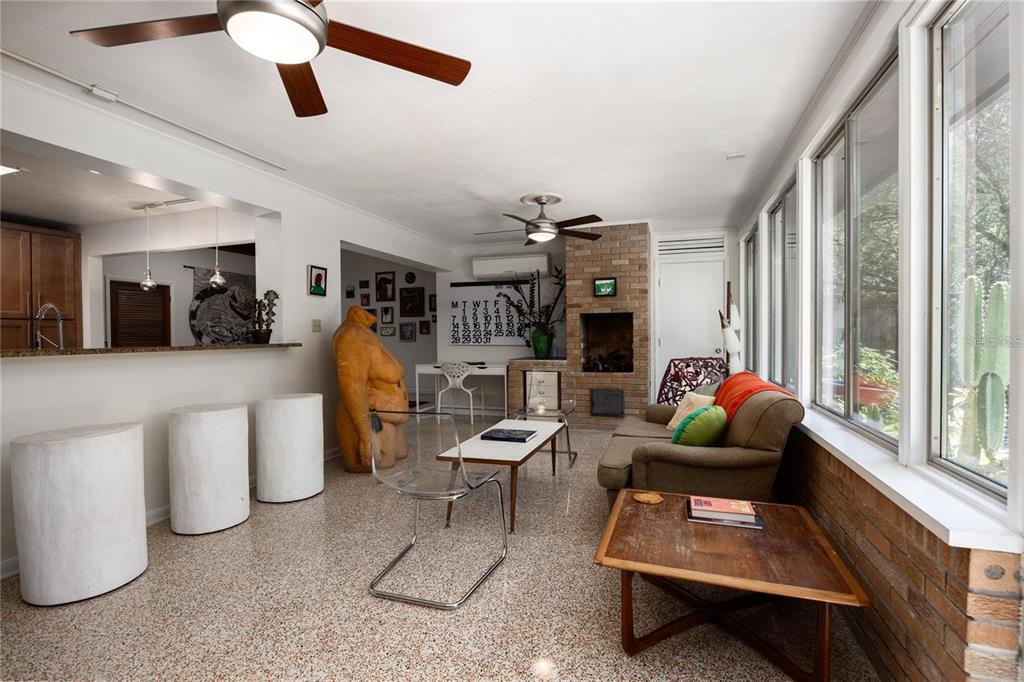 415 Northwest 32nd Street Gainesville, FL 32607 - Photo 4 of 81