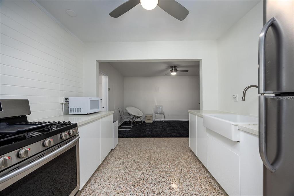 415 Northwest 32nd Street Gainesville, FL 32607 - Photo 50 of 81