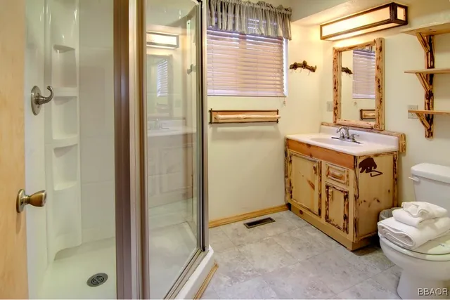 $3,000 | 581 Chipmunk Lane, Big Bear Lake, CA 92315