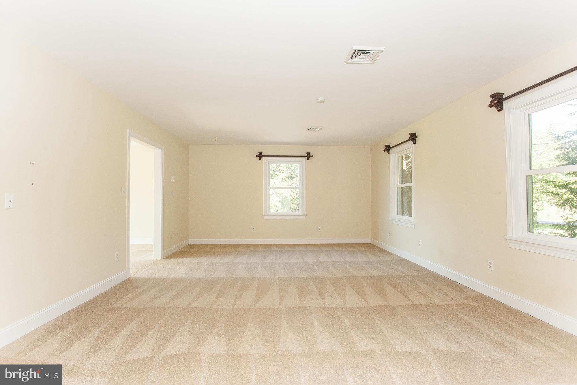 5890 Highway 412 Riegelsville, PA 18077 - Photo 31 of 70 Gallery Image 31