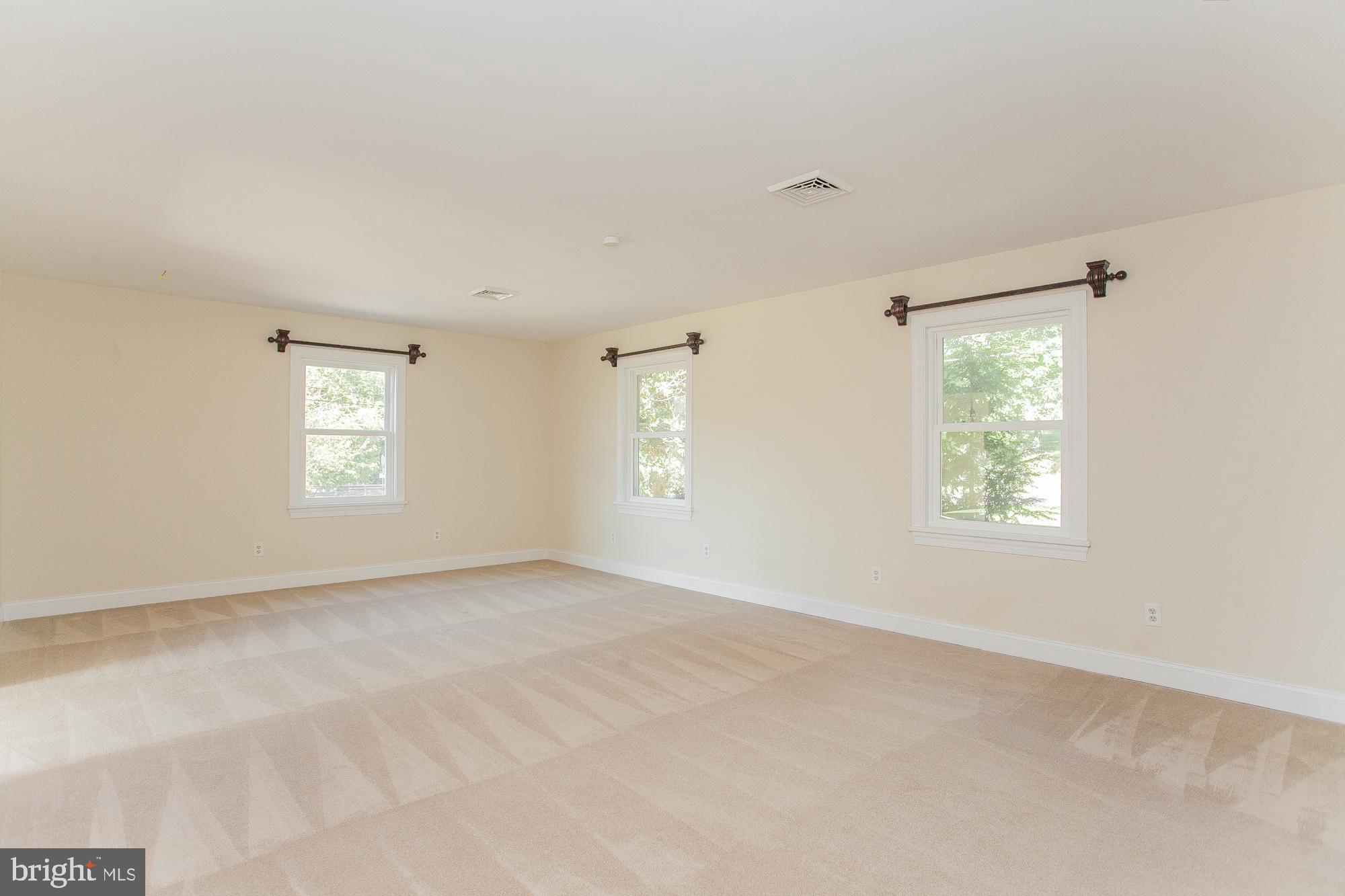 5890 Highway 412 Riegelsville, PA 18077 - Photo 33 of 70 Gallery Image 33