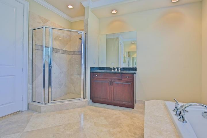 7660 Via Flores Way Boca Raton, FL 33487 - Photo 14 of 24 MASTER BATHROOM