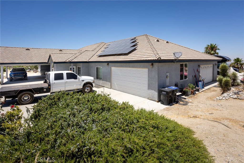 1220 Smoke Tree Road Pinon Hills, CA 92372 - Photo 3 of 47