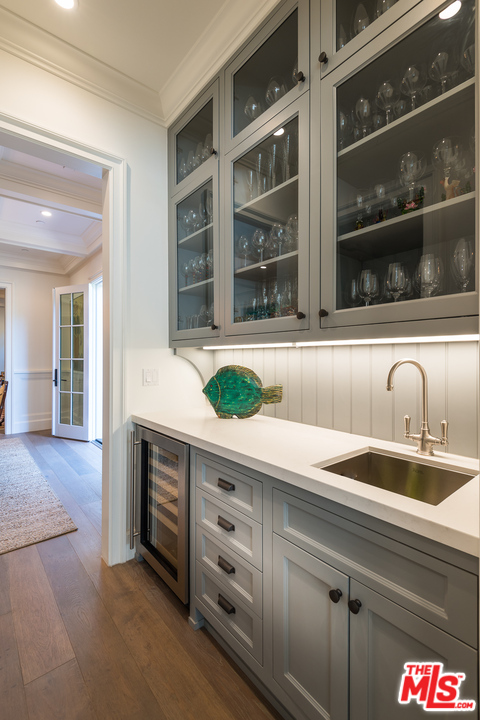 222 20th Street Santa Monica, CA 90402 - Photo 11 of 44 a close view of sink and mirror