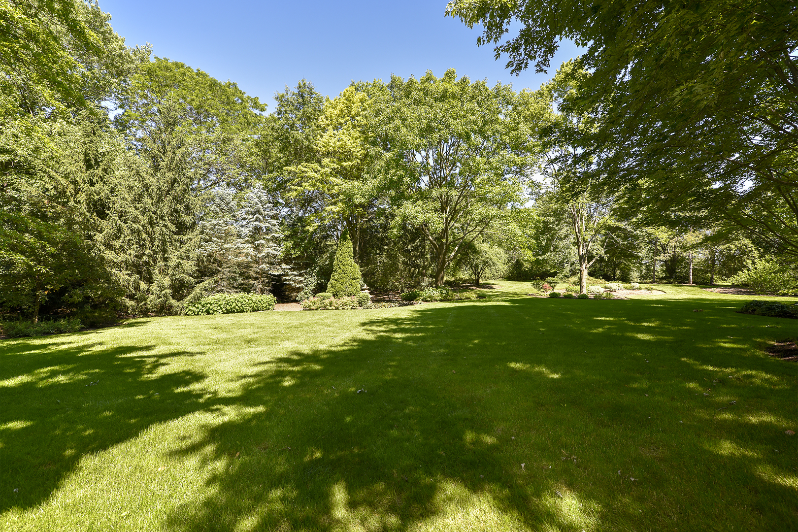 594 Scots Court Inverness, IL 60067 - Photo 8 of 17 Gallery Image 8