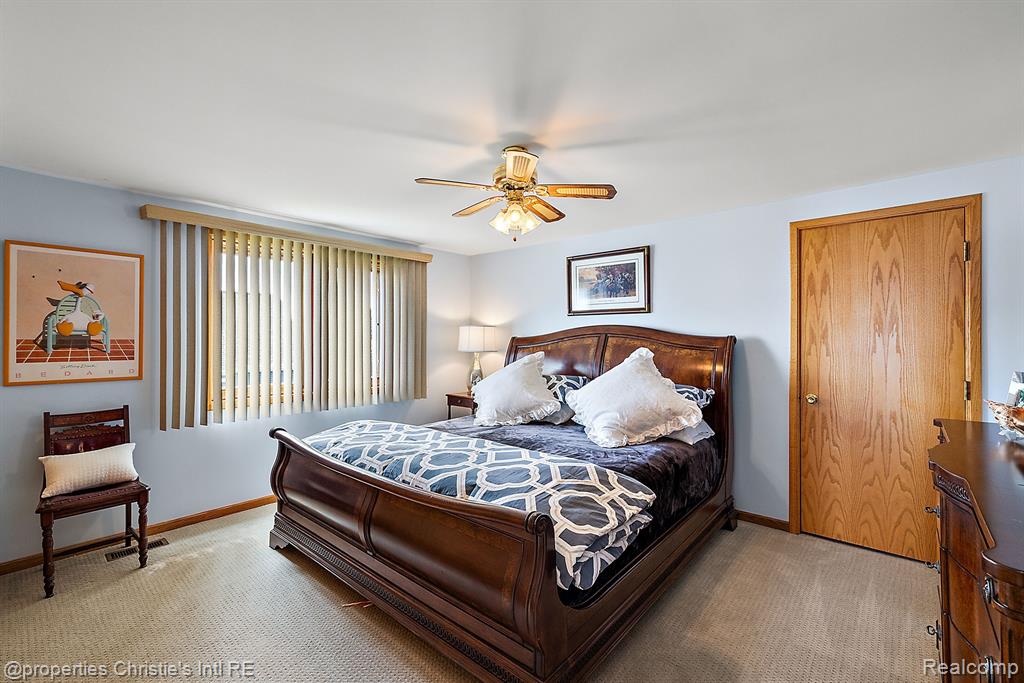 32257 North River Road Harrison Township, MI 48045 - Photo 40 of 58 Gallery Image 40