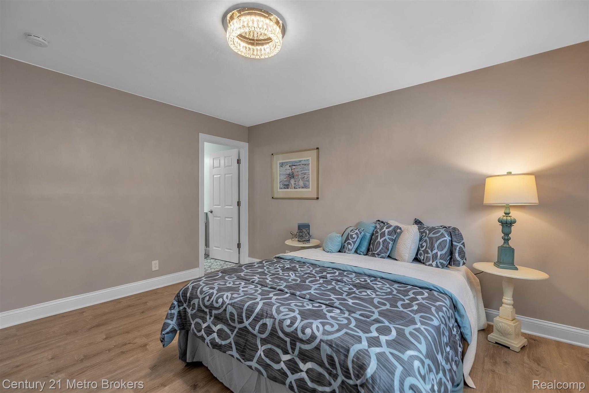 3495 East Rolston Road Fenton, MI 48430 - Photo 20 of 51 072-3495 Rolston Rd-WindowStill-Real-Estate-Photography-25.jpg