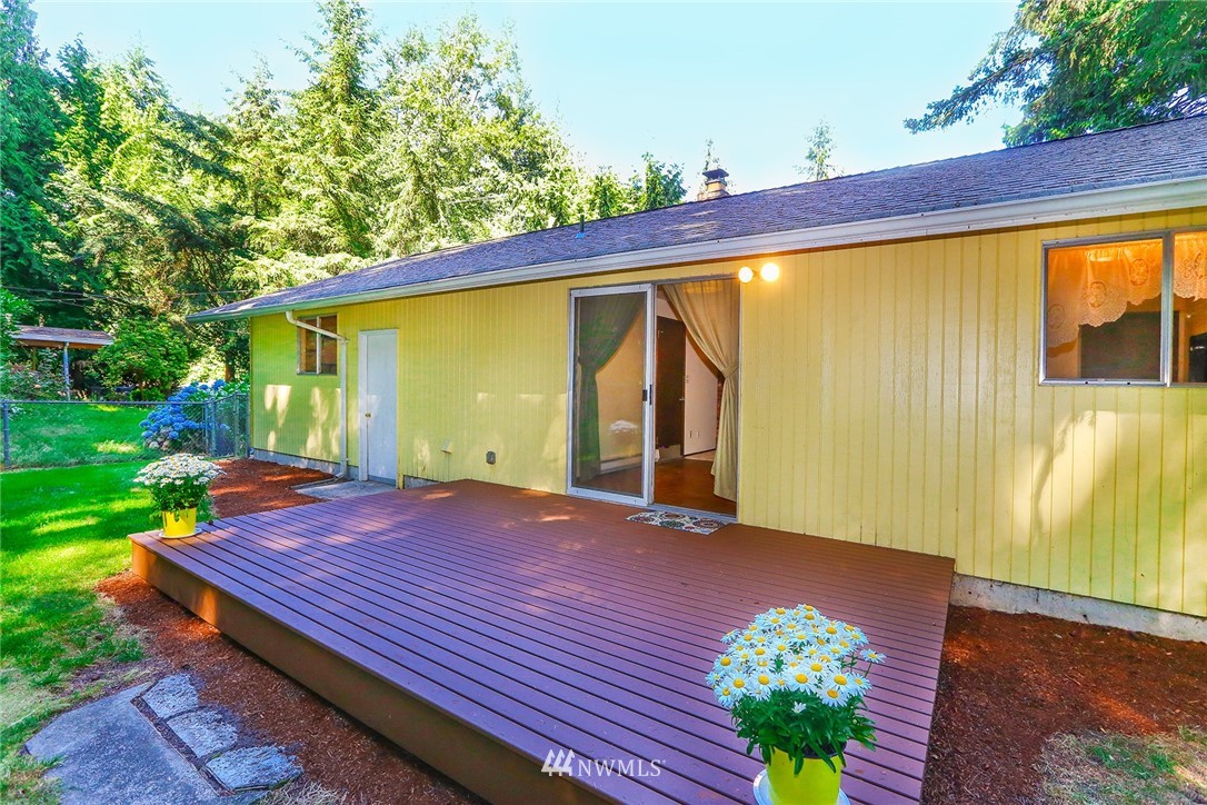 19704 Filbert Road Bothell, WA 98012 - Photo 19 of 23