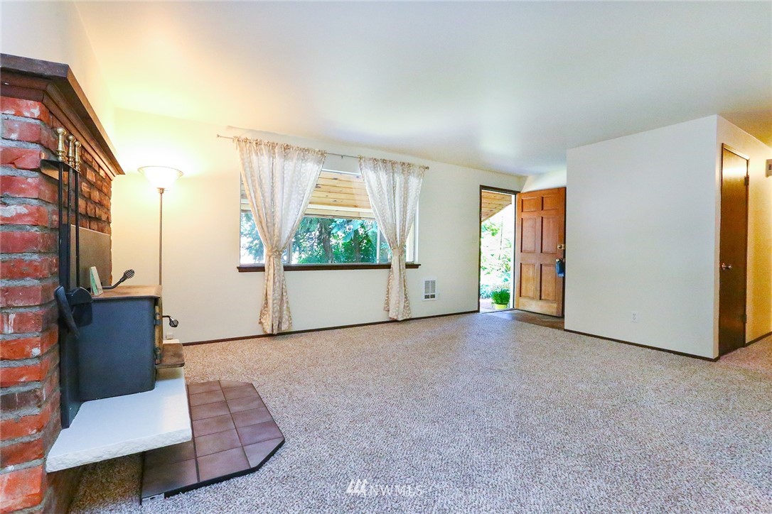 19704 Filbert Road Bothell, WA 98012 - Photo 5 of 23
