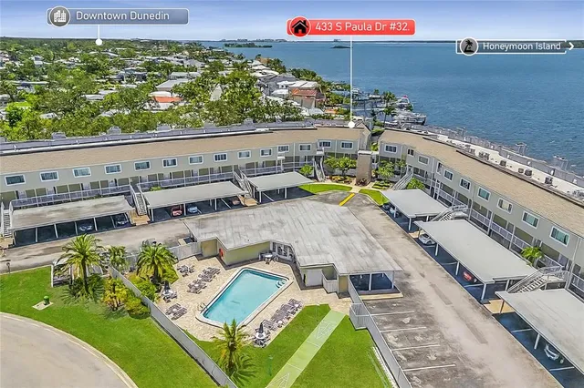 $749,000 | 433 Paula Drive South, Unit 32, Dunedin, FL 34698