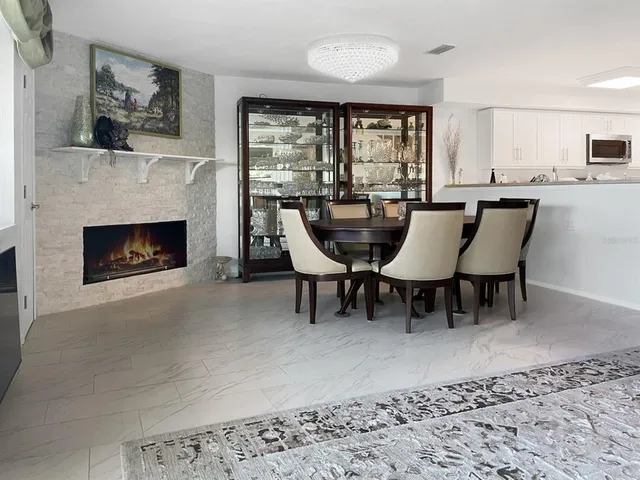 $749,000 | 433 Paula Drive South, Unit 32, Dunedin, FL 34698