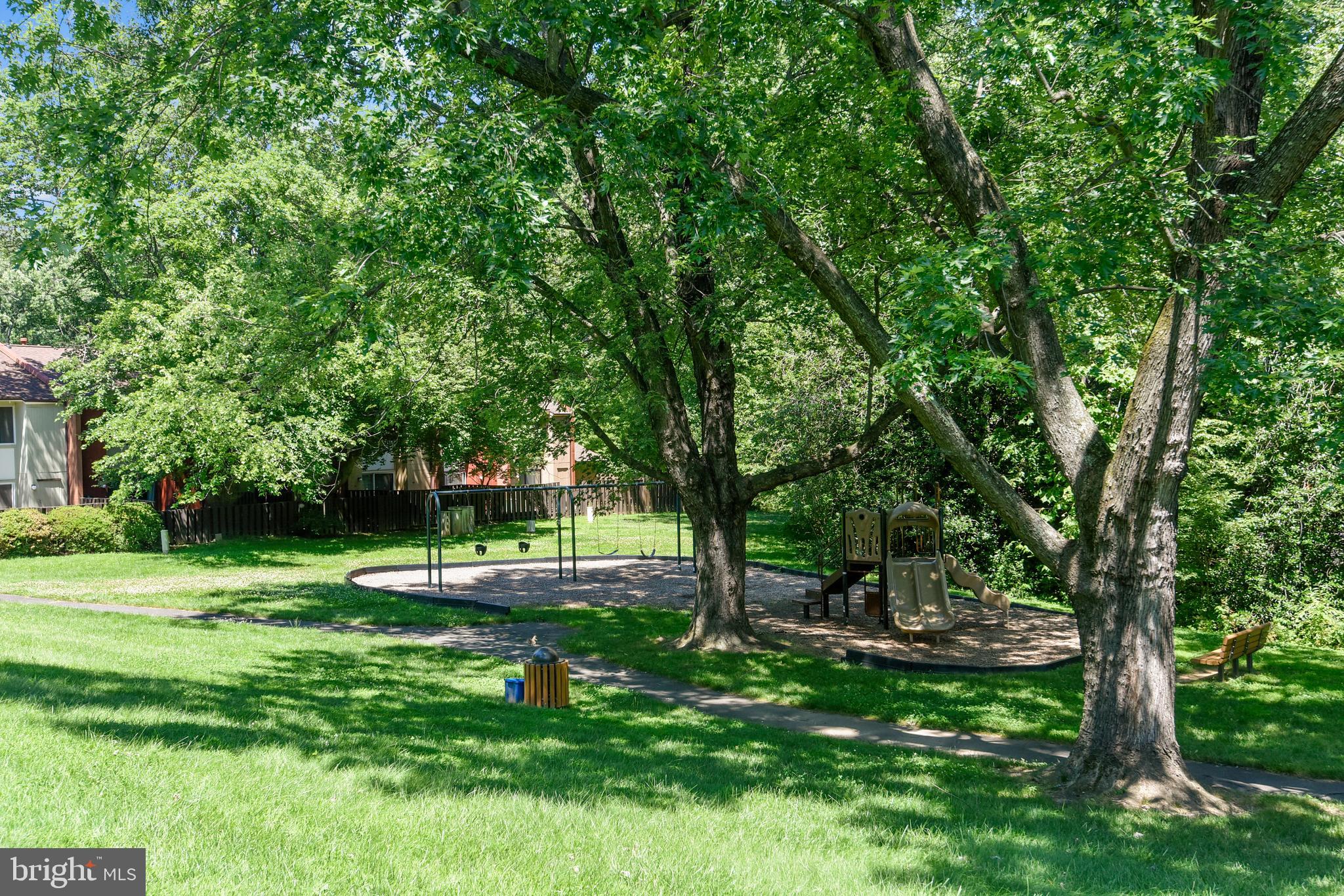 1416 Northgate Square, Unit 12B Reston, VA 20190 - Photo 19 of 23 Green Spaces