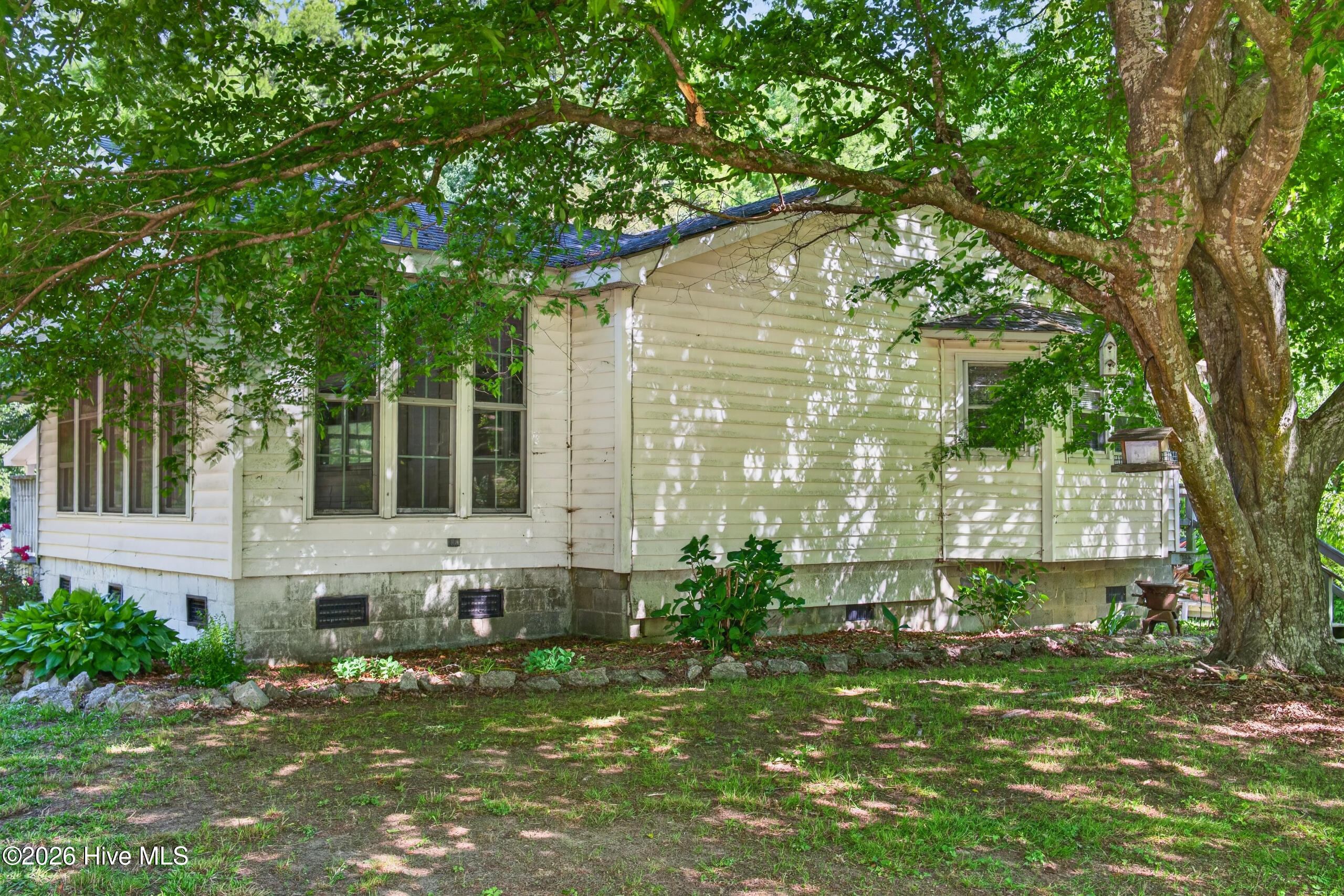 182 Beech Springs Road Hertford, NC 27944 - Photo 3 of 30 004_XT3R0589