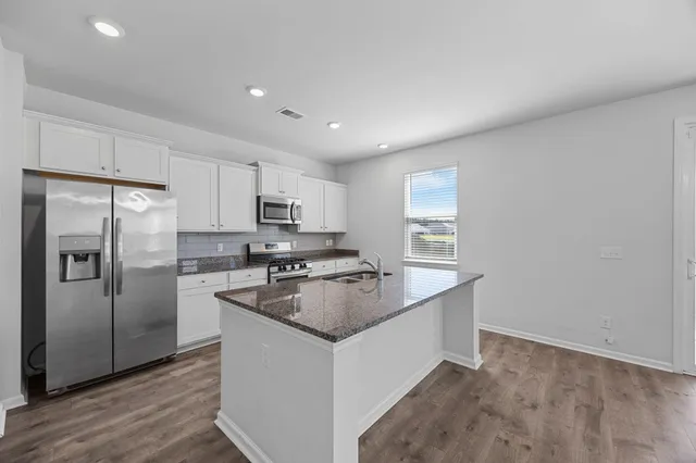 $2,500 | 159 Greenwich Drive, Summerville, SC 29486