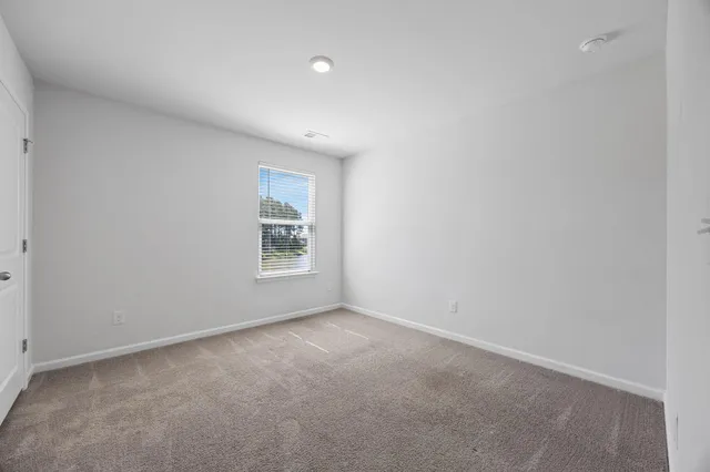 $2,500 | 159 Greenwich Drive, Summerville, SC 29486