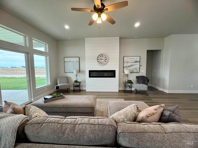 $649,900 | 3677 East 3735th Street North, Kimberly, ID 83341