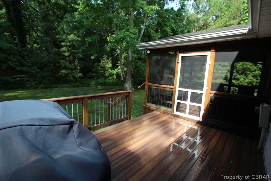 324 Sand Bank Road Port Haywood, VA 23138 - Photo 28 of 35