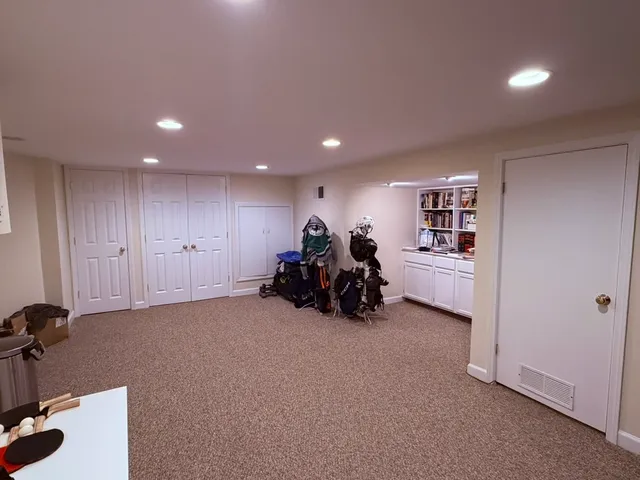 $700,000 | 2523 Hastings Avenue, Evanston, IL 60201