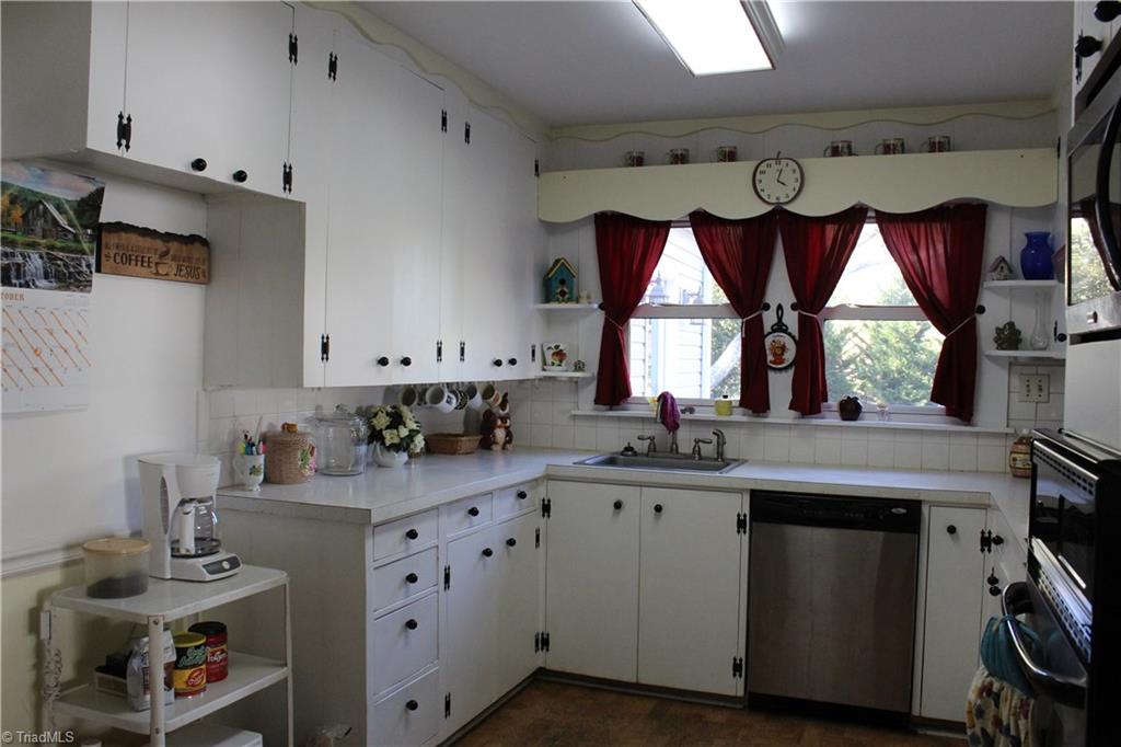 609 Dodson Mill Road Pilot Mountain, NC 27041 - Photo 10 of 24 Gallery Image 10