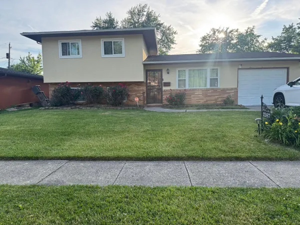 $239,900 | 1587 Deporres Drive, Columbus, OH 43219
