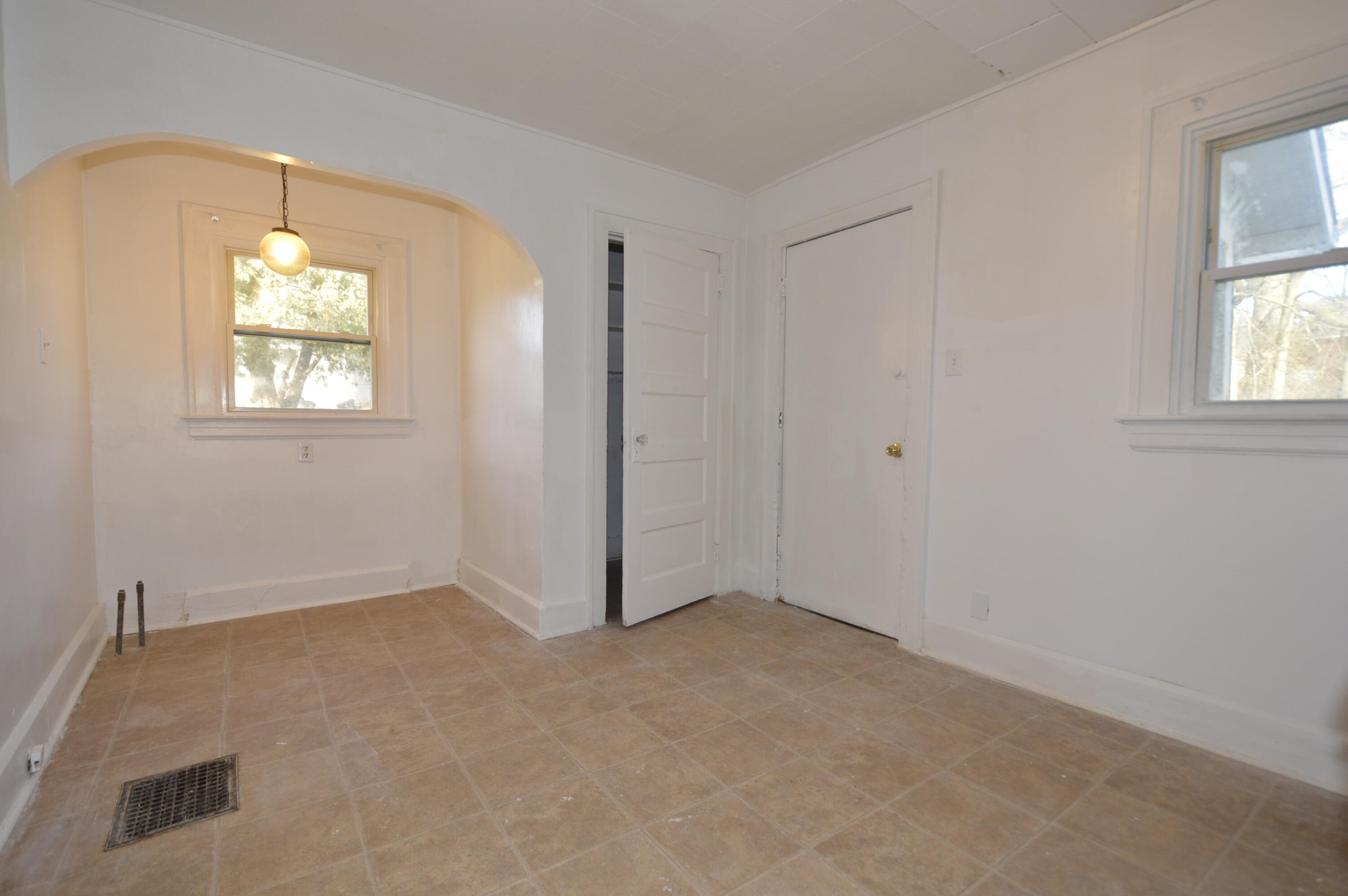 118 East Cecil Street Springfield, OH 45504 - Photo 30 of 38