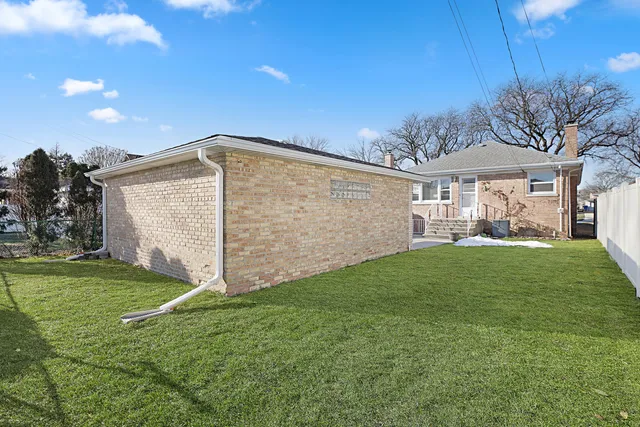 $439,555 | 4941 North Normandy Avenue, Chicago, IL 60656