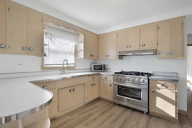 $439,555 | 4941 North Normandy Avenue, Chicago, IL 60656