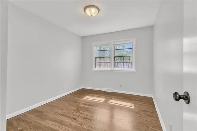 $315,000 | 1484 Hemlock Drive, Liberty, MO 64068