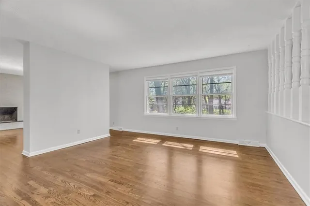 $315,000 | 1484 Hemlock Drive, Liberty, MO 64068