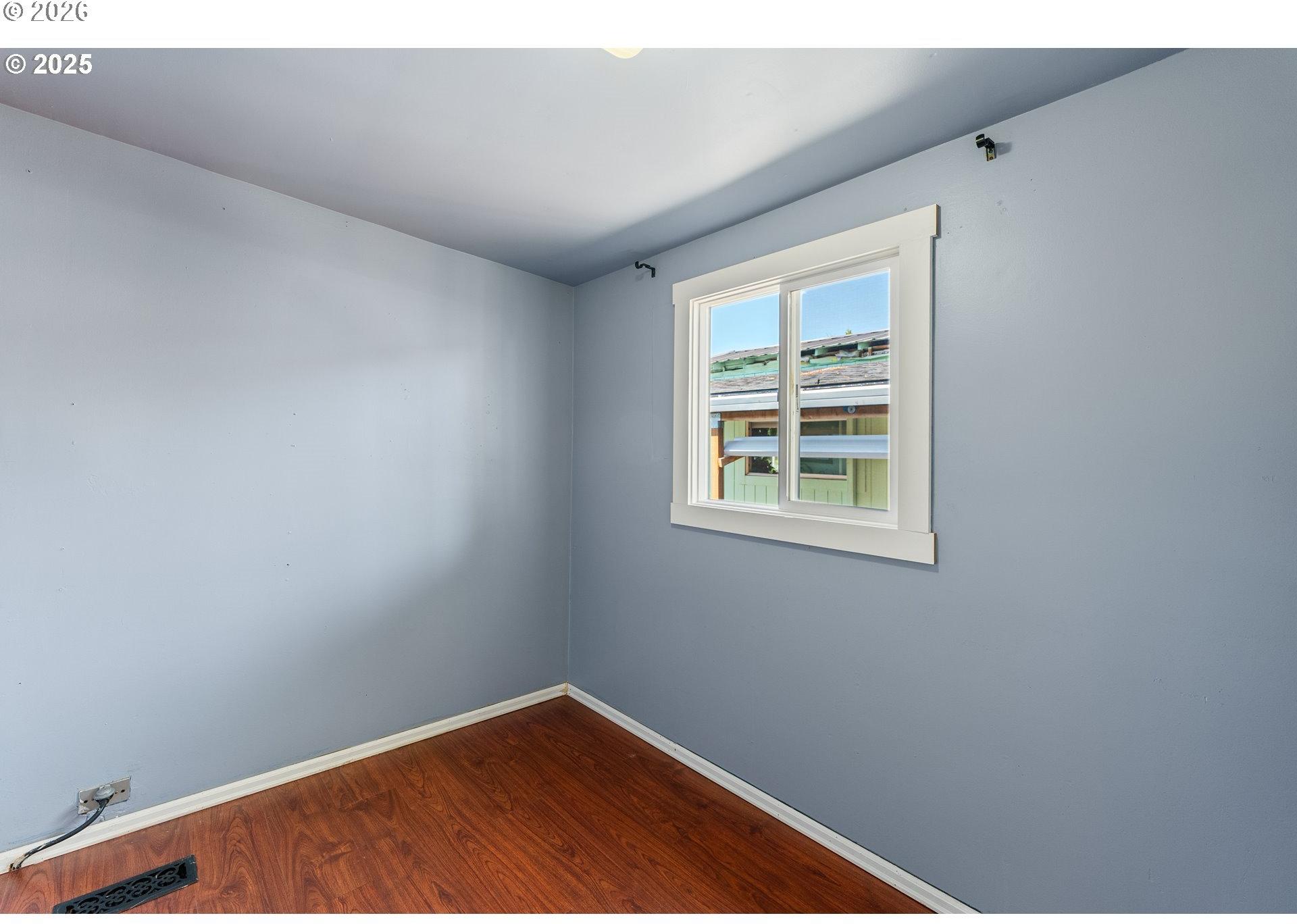 8951 Southeast Fuller Road, Unit 7 Happy Valley, OR 97086 - Photo 15 of 24 Attached Bathroom #3