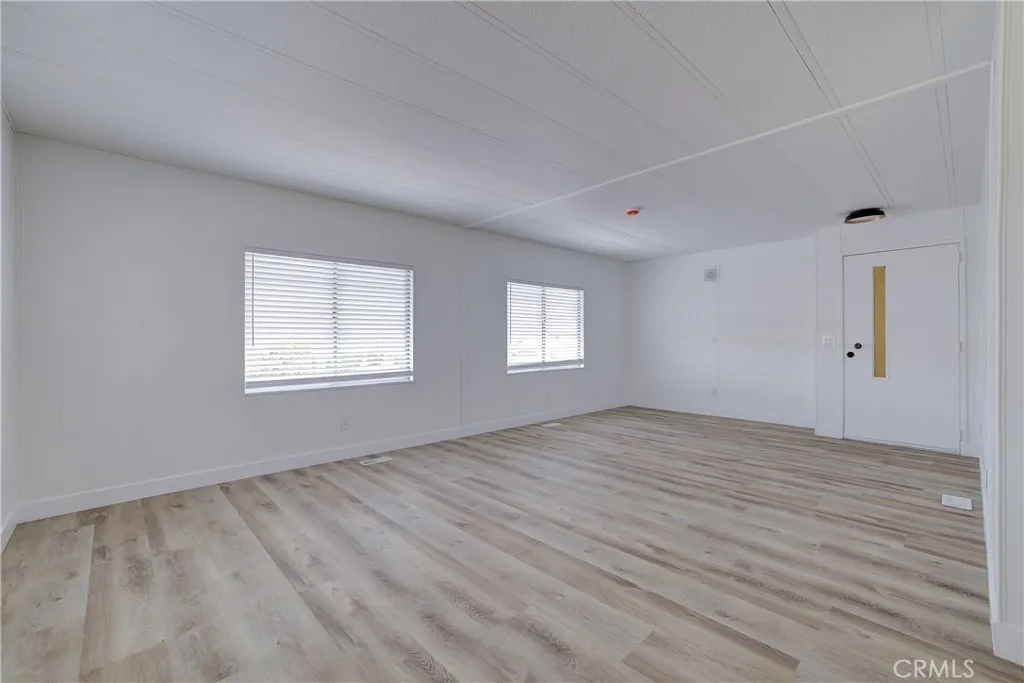 3700 Buchanan Street, Unit 164 Riverside, CA 92503 - Photo 8 of 40 Gallery Image 8
