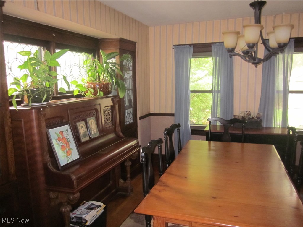 10035 Baltic Road Cleveland, OH 44102 - Photo 21 of 41 Dining space with an inviting chandelier