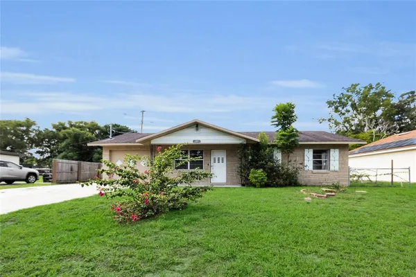 $240,000 | 207 Elaine Drive, Auburndale, FL 33823