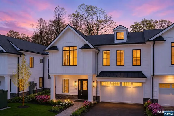 $2,575,000 | 16-18 Paris Avenue, Unit 16, Northvale, NJ 07647