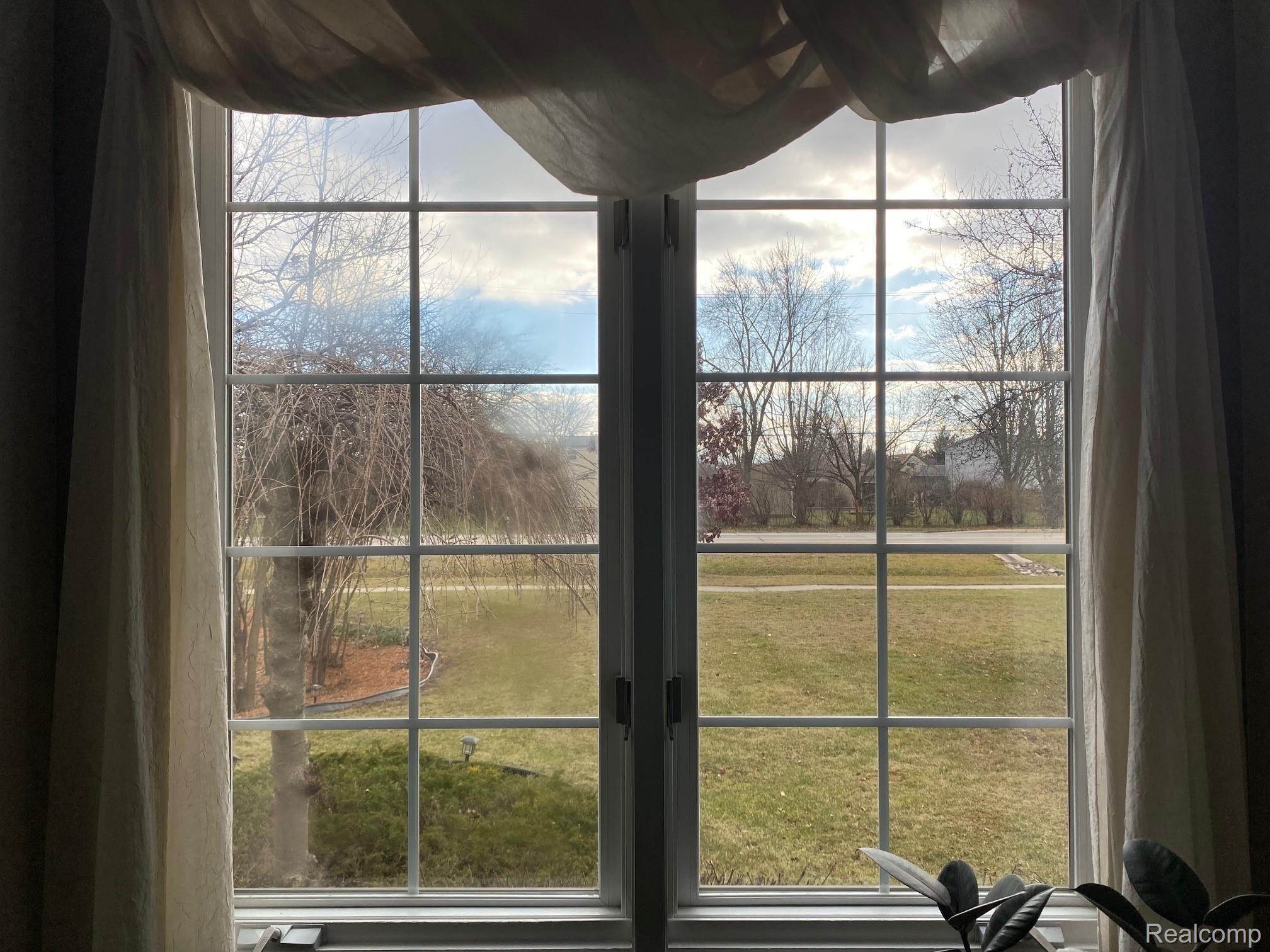 44272 Palmer Road Canton, MI 48188 - Photo 10 of 49 Window view from living romm