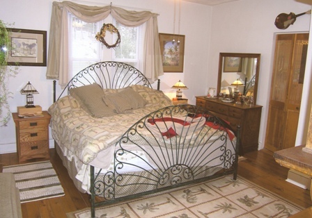 3356 Green Level Road Rocky Mount, VA 24151 - Photo 4 of 27 Master Bedroom (Main Level)