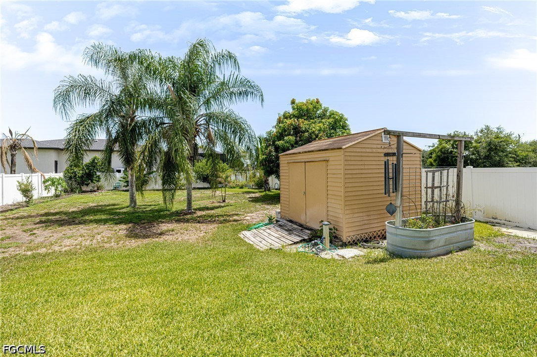 1007 Chaplin Avenue Lehigh Acres, FL 33971 - Photo 33 of 37