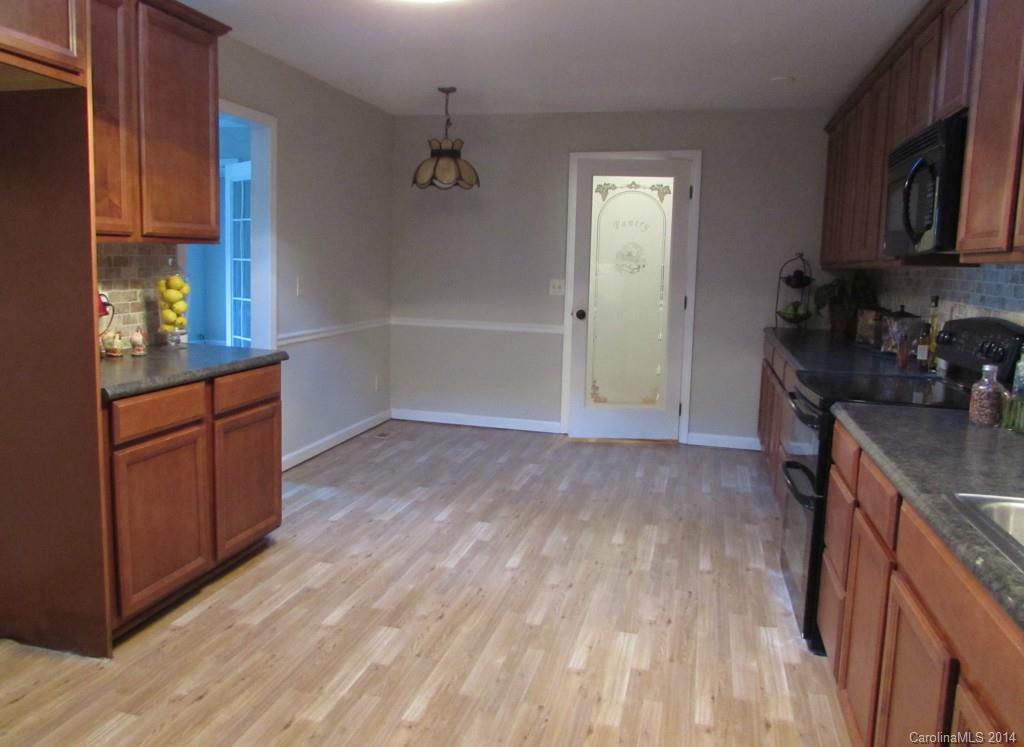 11070 Painted Tree Road Charlotte, NC 28226 - Photo 8 of 21 Gallery Image 8