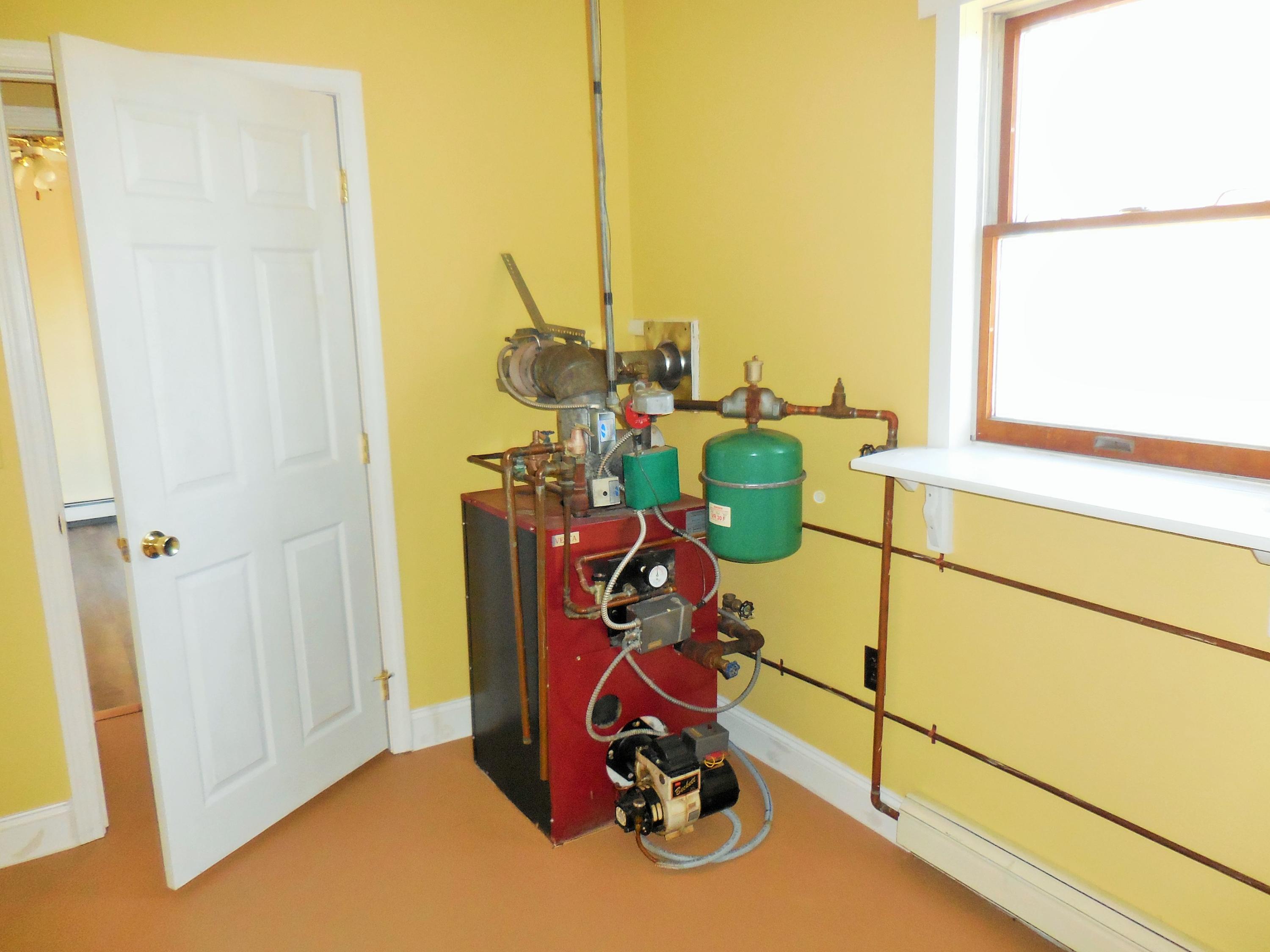 129 Etna Road Plymouth, ME 04969 - Photo 18 of 29 19