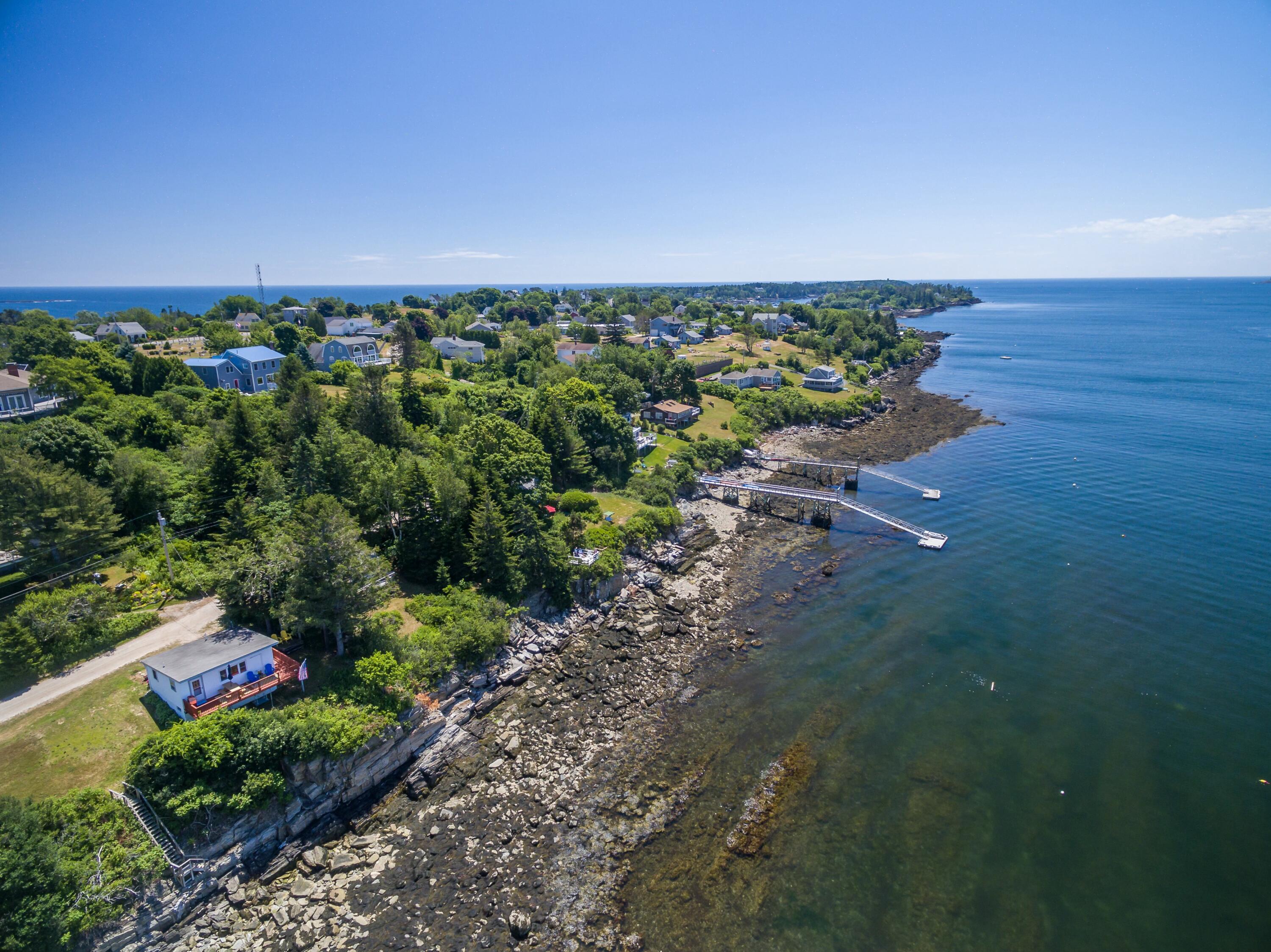 43 West Shore Road Bailey Island, ME 04003 - Photo 7 of 40 tempImagePa2YzJ