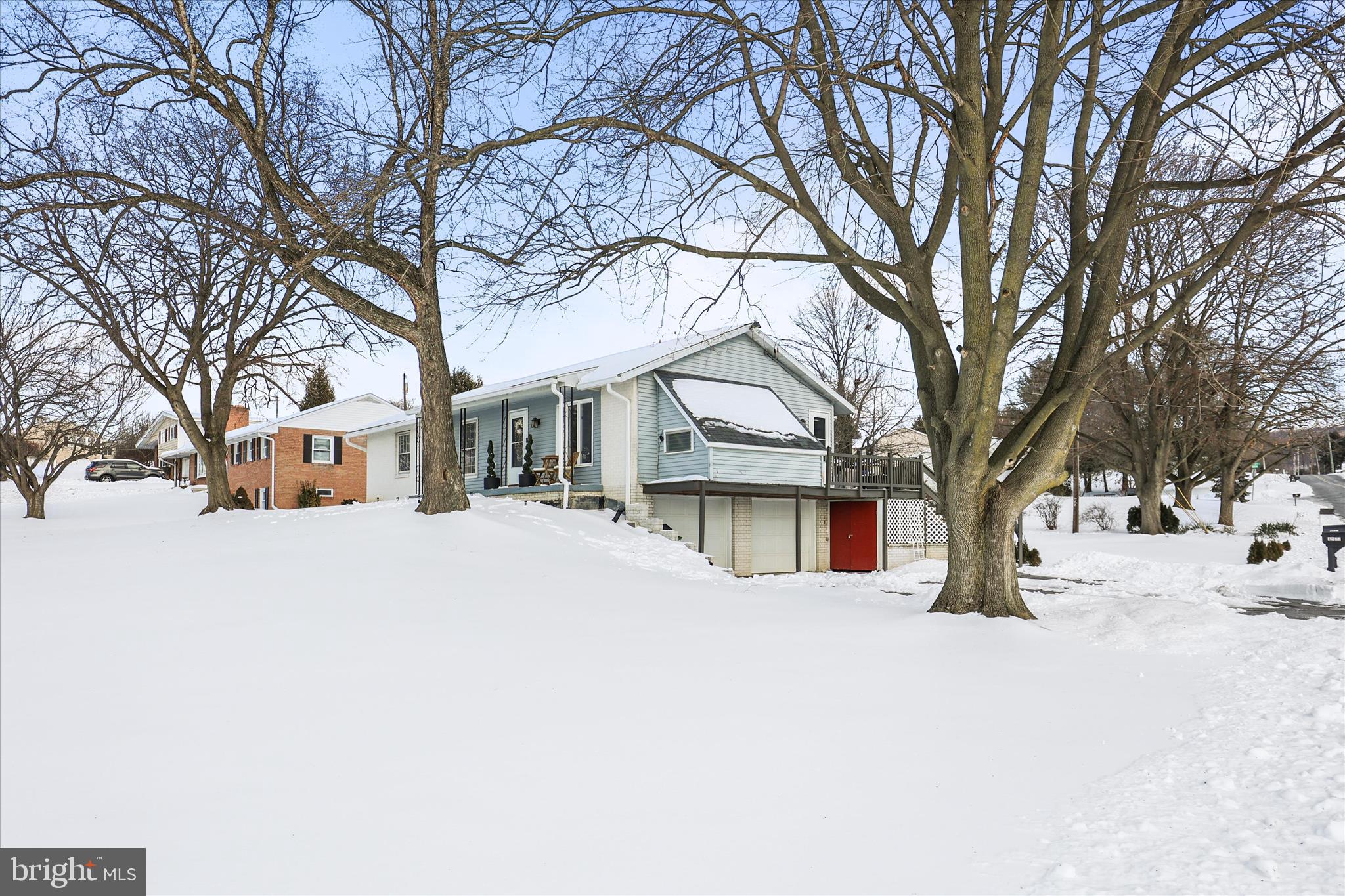 12177 Old Pen Mar Road Waynesboro, PA 17268 - Photo 4 of 34